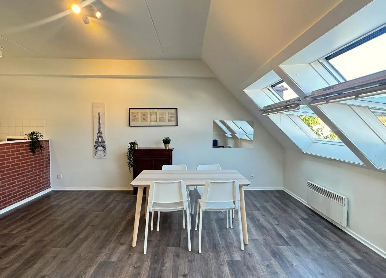Bright Apartments In The Heart Of Αμβέρσα