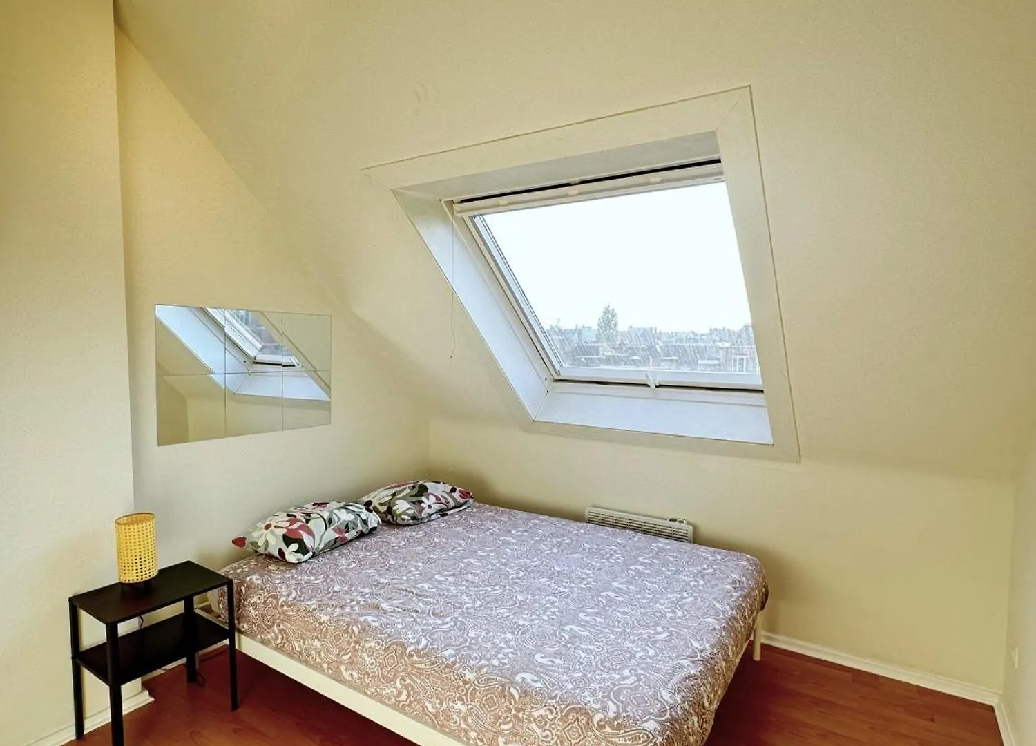 Bright Apartments In The Heart Of Αμβέρσα